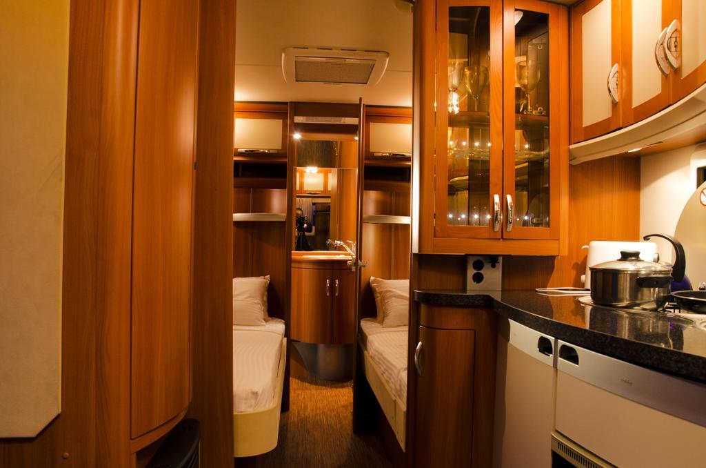 Go Outdoors Caravan Park 누와라 엘리야 외부 사진