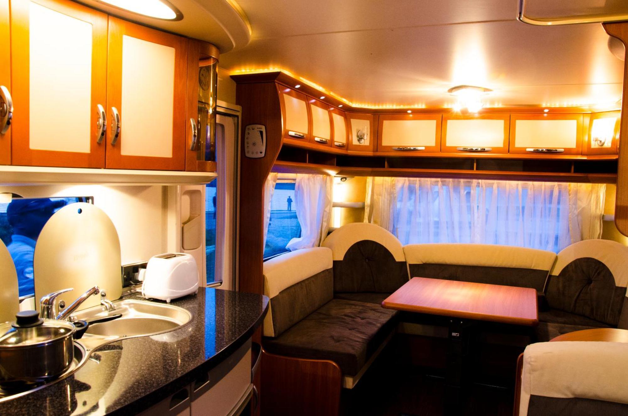 Go Outdoors Caravan Park 누와라 엘리야 외부 사진
